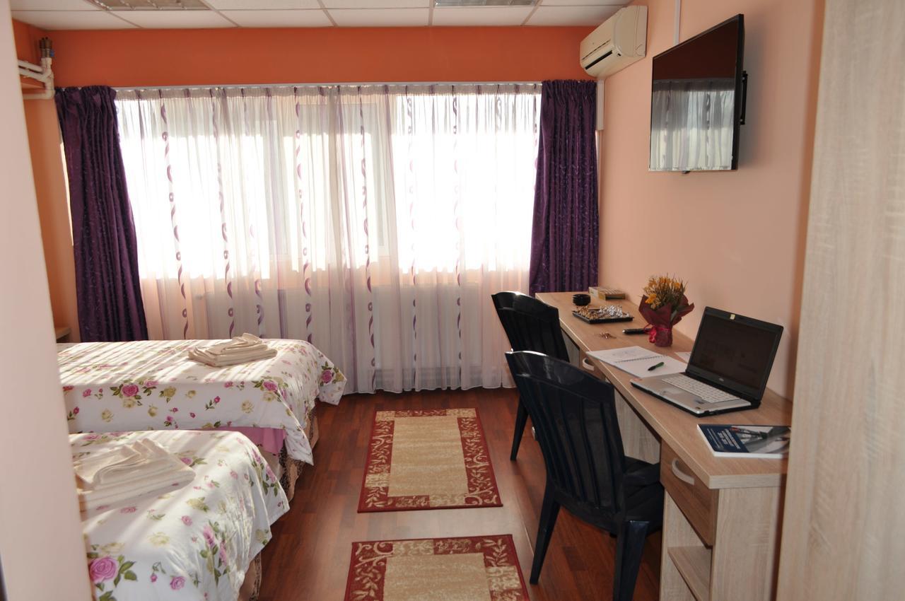 Casa Paul Hotel Galac Kültér fotó