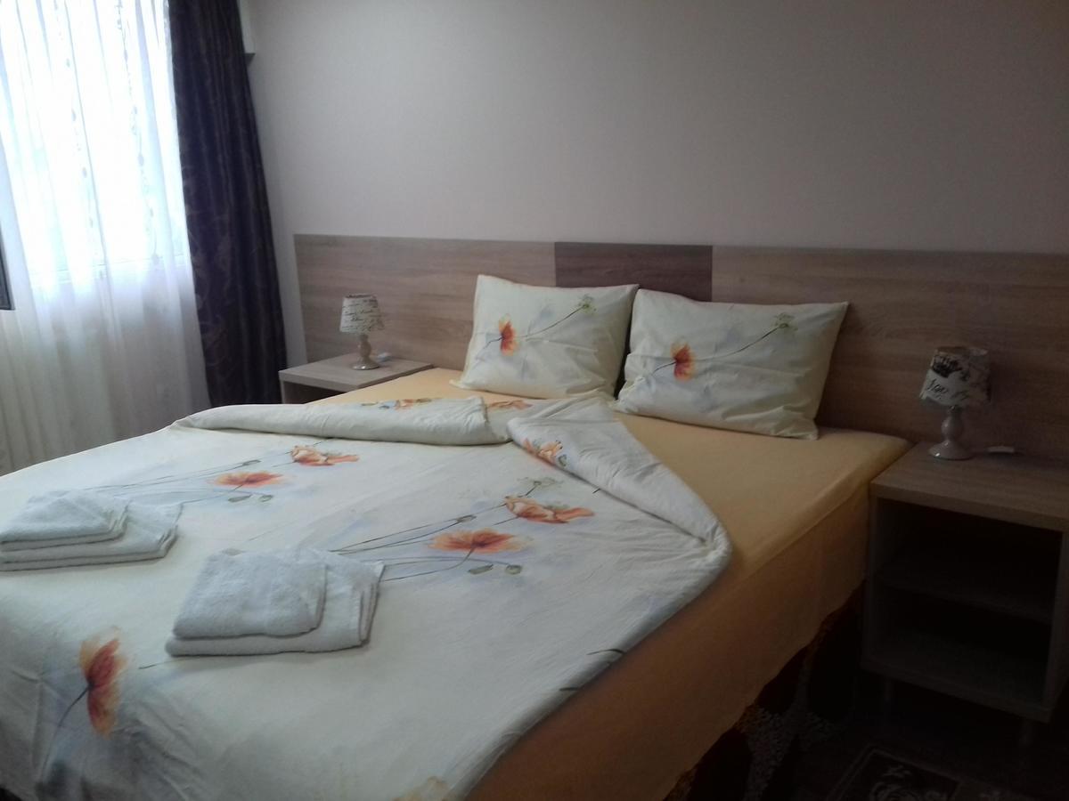 Casa Paul Hotel Galac Kültér fotó