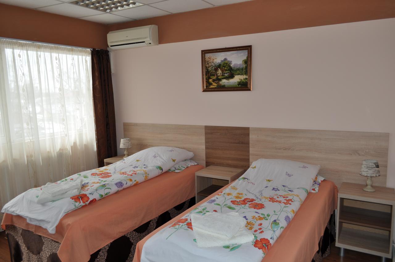 Casa Paul Hotel Galac Kültér fotó